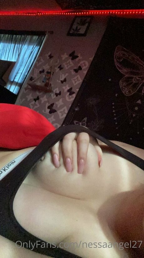 Nacktes geleaktes OnlyFans-Foto von Babyyangelxxx