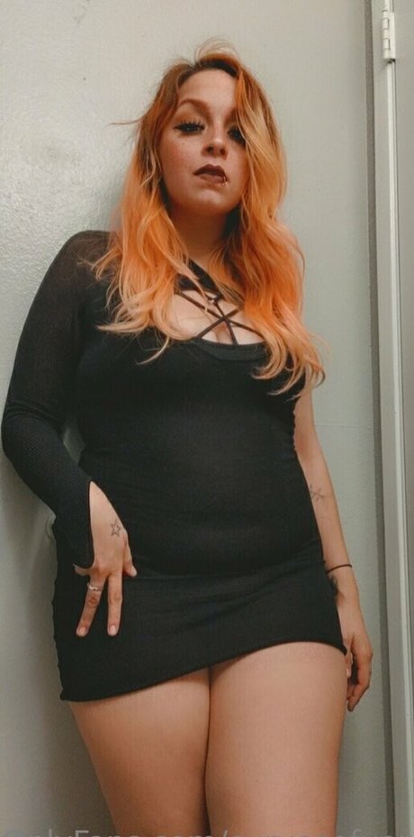 Nacktes geleaktes OnlyFans-Foto von Curvesofvenus