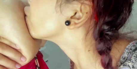 Nacktes geleaktes OnlyFans-Foto von Natyqueenofmilk