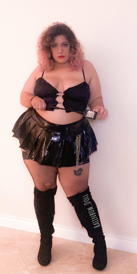 Nacktes geleaktes OnlyFans-Foto von Raiindoll