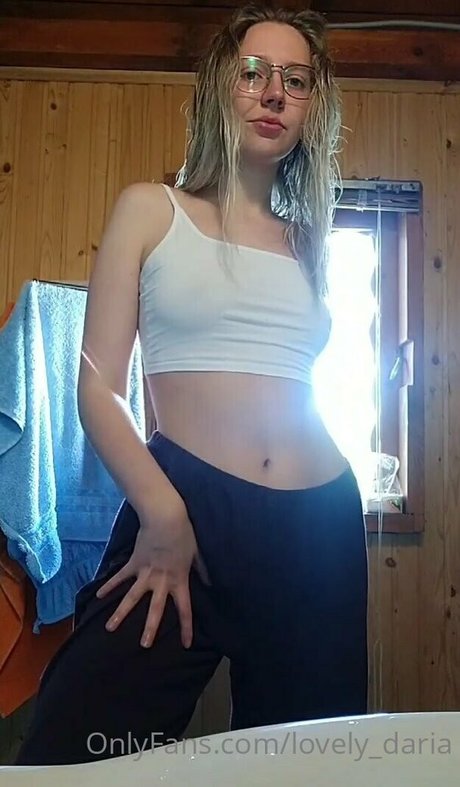 Nacktes geleaktes OnlyFans-Foto von Lovelydaria
