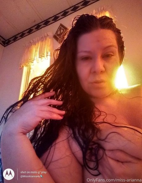 Nacktes geleaktes OnlyFans-Foto von Missarianna4u