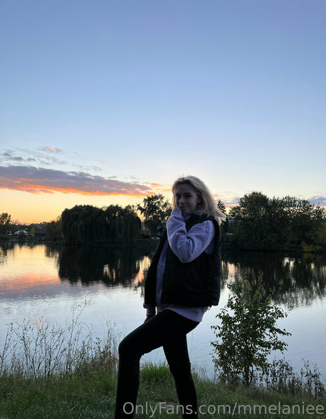Nacktes geleaktes OnlyFans-Foto von Mmelaniee