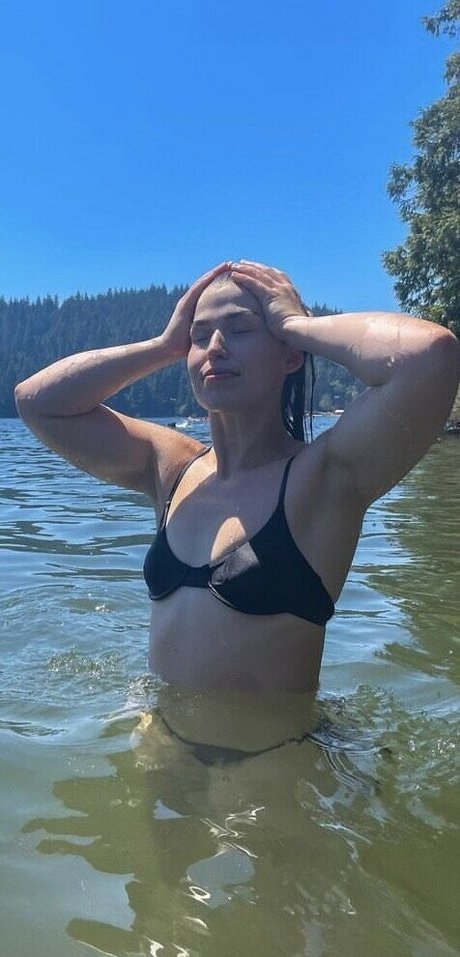 Nacktes geleaktes OnlyFans-Foto von Chelshupe