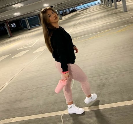 Nacktes geleaktes OnlyFans-Foto von Myprotein