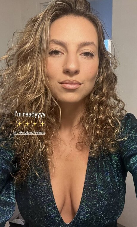 Nacktes geleaktes OnlyFans-Foto von Ariel Kahana