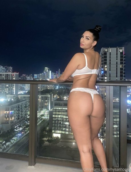 Nacktes geleaktes OnlyFans-Foto von Nysamoore
