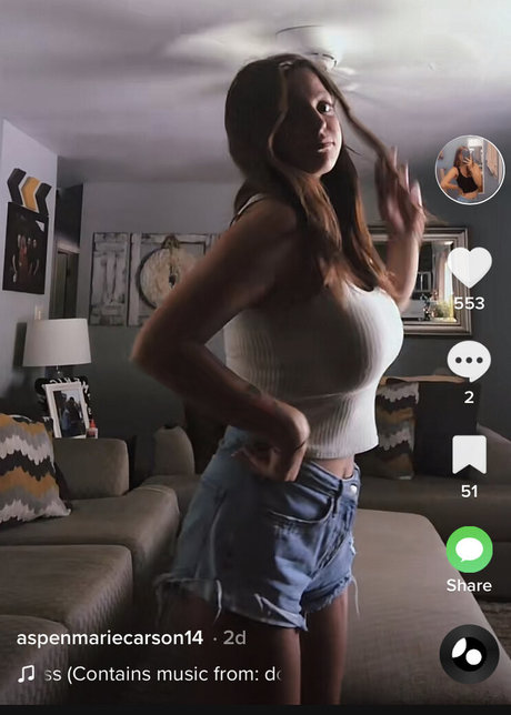 Nacktes geleaktes OnlyFans-Foto von Uterusdestroyer