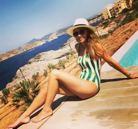 Samia Ghadie