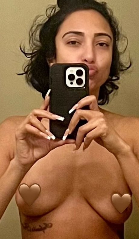 Nacktes geleaktes OnlyFans-Foto von Bbyaz