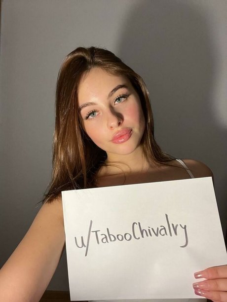Nacktes geleaktes OnlyFans-Foto von Kristymoore