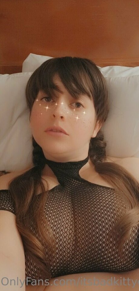 Nacktes geleaktes OnlyFans-Foto von Itsbadkittyof