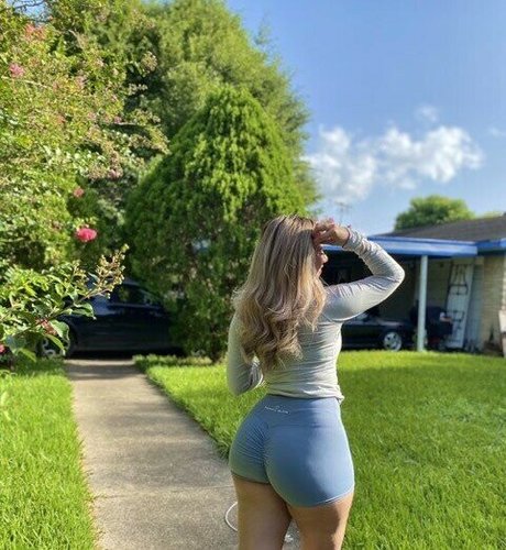 Nacktes geleaktes OnlyFans-Foto von Lermabritney