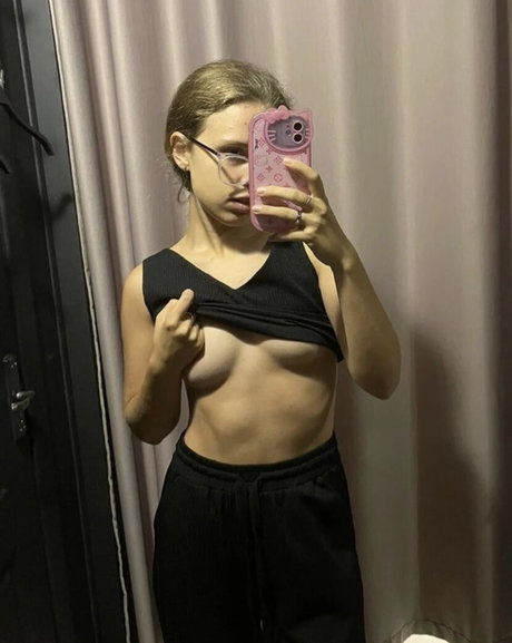 Curlydecency
