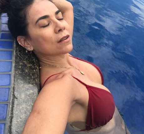 Nacktes geleaktes OnlyFans-Foto von Adriana Ferrari