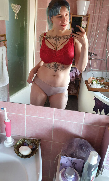 Nacktes geleaktes OnlyFans-Foto von Softcorecosplay