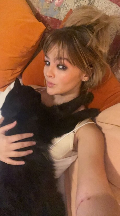 Nacktes geleaktes OnlyFans-Foto von Ember Vail