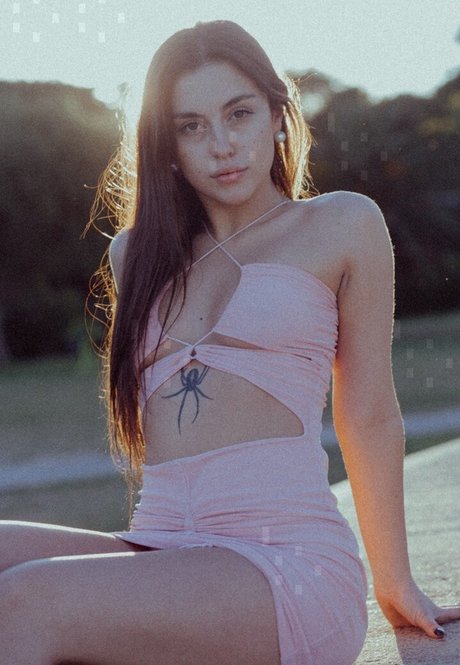 Nacktes geleaktes OnlyFans-Foto von Sasha Schmunck