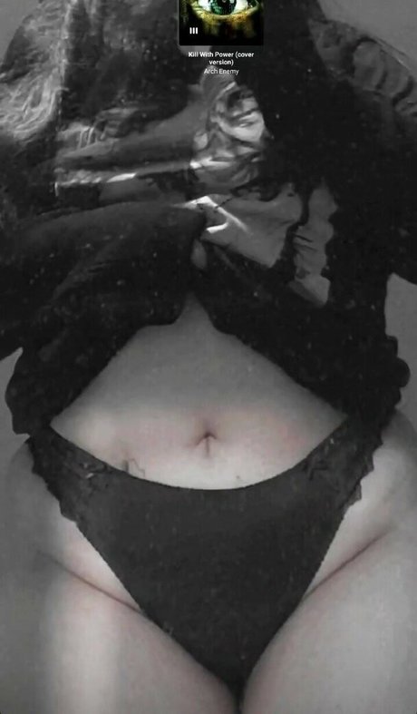 Nacktes geleaktes OnlyFans-Foto von Draconiarv