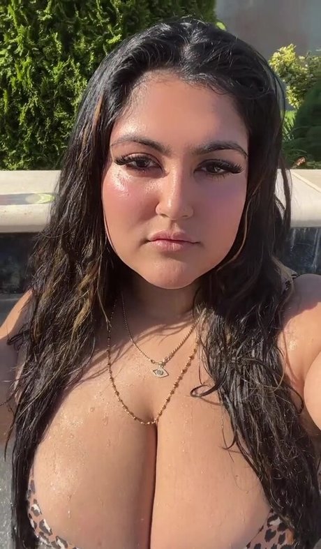Nacktes geleaktes OnlyFans-Foto von Sanjana