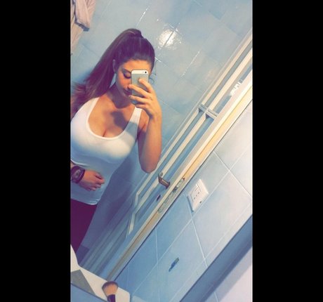Nacktes geleaktes OnlyFans-Foto von Elissa T