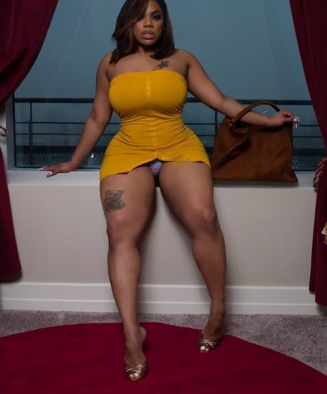 Nacktes geleaktes OnlyFans-Foto von Dominique Chinn