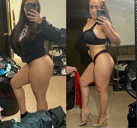 Nacktes geleaktes OnlyFans-Foto von Sydney Martichuski