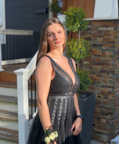 Nacktes geleaktes OnlyFans-Foto von Efiyenia Stavropoulos