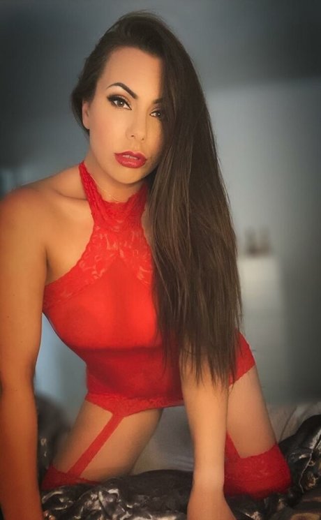 Nacktes geleaktes OnlyFans-Foto von Itsemzz89