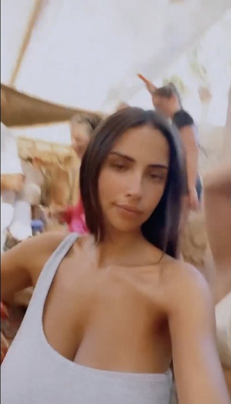Nacktes geleaktes OnlyFans-Foto von Chirine Sabaiti