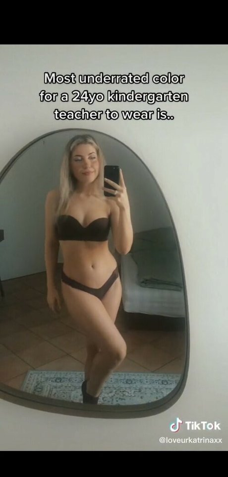 Nacktes geleaktes OnlyFans-Foto von Lovekatrina