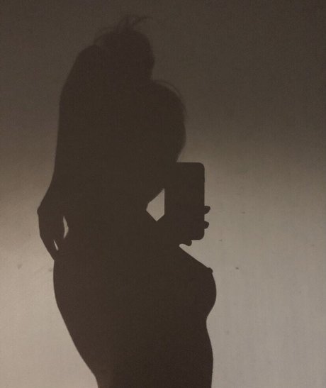 Nacktes geleaktes OnlyFans-Foto von Ceara Maya