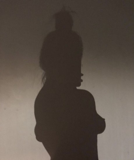 Nacktes geleaktes OnlyFans-Foto von Ceara Maya