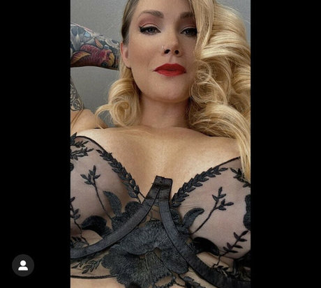 Nacktes geleaktes OnlyFans-Foto von Anchorladybree