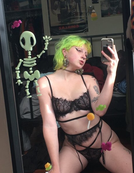 Nacktes geleaktes OnlyFans-Foto von Gothbimboxxx