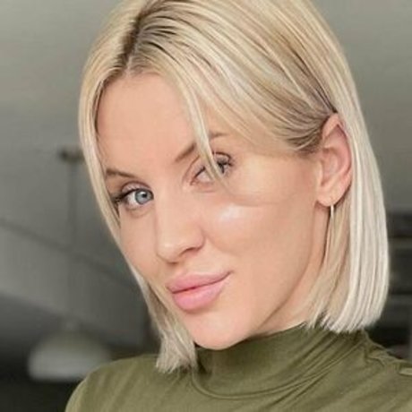Nacktes geleaktes OnlyFans-Foto von Cath May