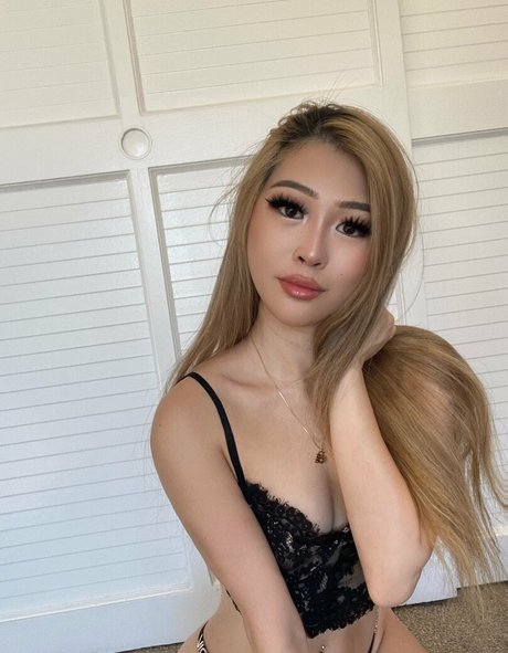 Nacktes geleaktes OnlyFans-Foto von Sragoddess