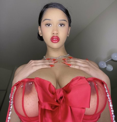 Nacktes geleaktes OnlyFans-Foto von Pia Bunny
