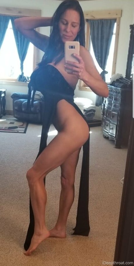 Nacktes geleaktes OnlyFans-Foto von Heather Harmon
