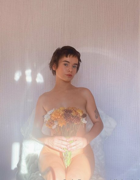Nacktes geleaktes OnlyFans-Foto von Divine Jai