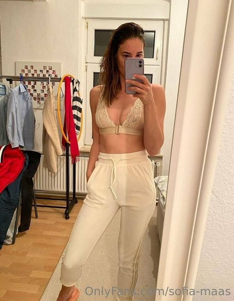 Nacktes geleaktes OnlyFans-Foto von Sofia Maas