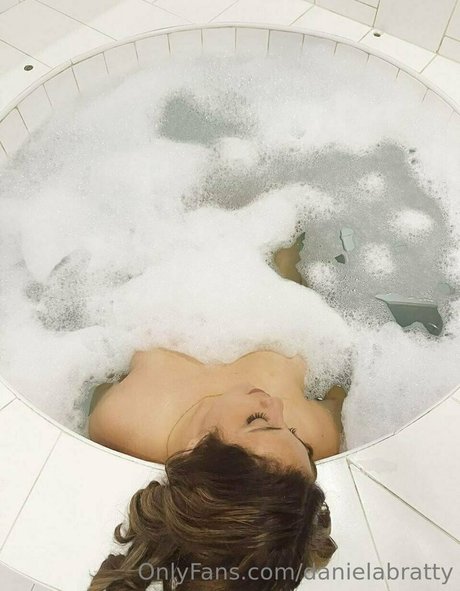 Danielabratty