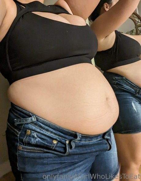 Agirlwholikestoeat