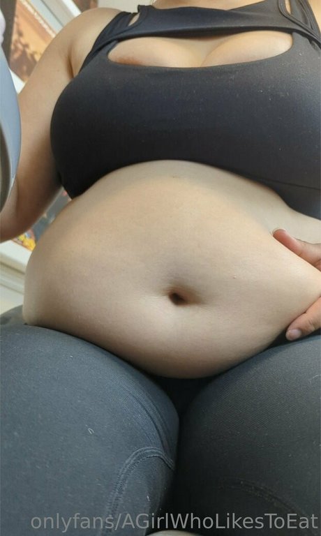 Agirlwholikestoeat