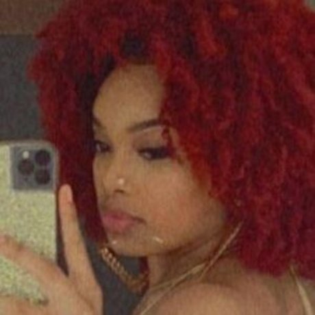 Nacktes geleaktes OnlyFans-Foto von Damn Negrita