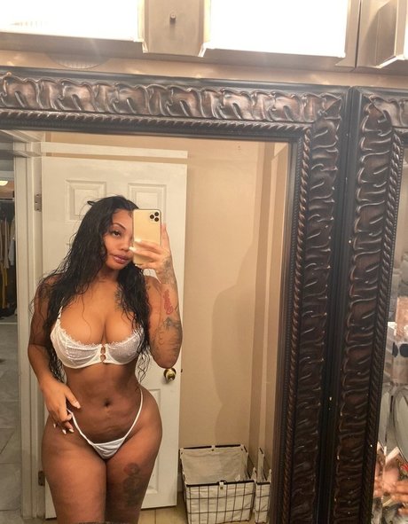 Nacktes geleaktes OnlyFans-Foto von Brandi Sheri