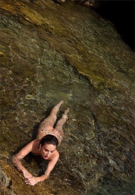 Nacktes geleaktes OnlyFans-Foto von Cara Mell