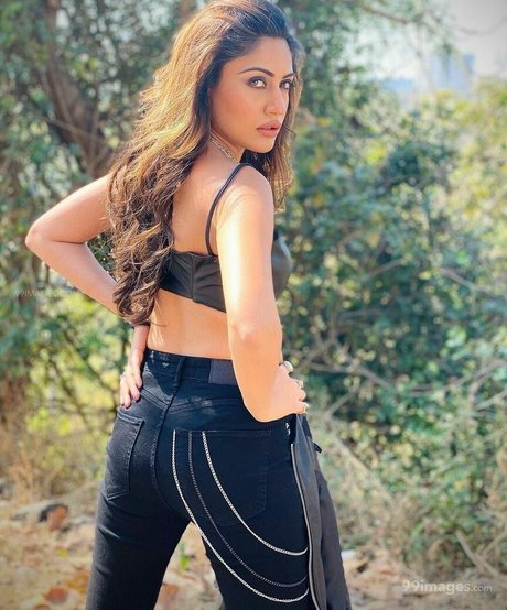 Nacktes geleaktes OnlyFans-Foto von Surbhi Chandna