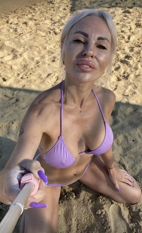 Nacktes geleaktes OnlyFans-Foto von Hotnessi