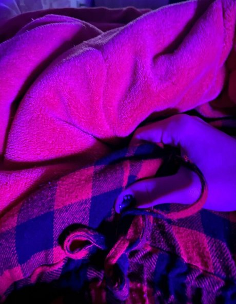 Nacktes geleaktes OnlyFans-Foto von Moonfemboy5